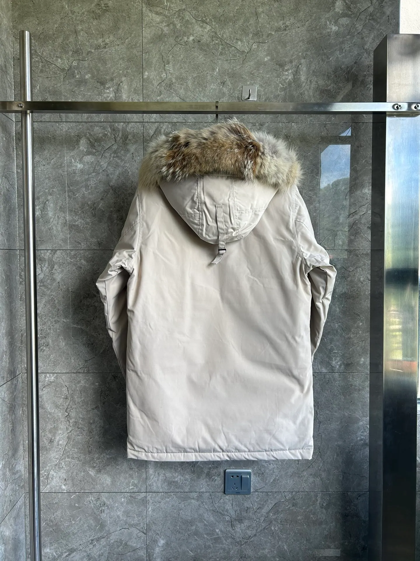 P720 Big Goose 13 Langford men's down jacket. Color (red label) black, dark blue, off-white, gray, gray camouflage. Color (black label) black black label, gray black label. Size: S. M. L. XL. XXL.